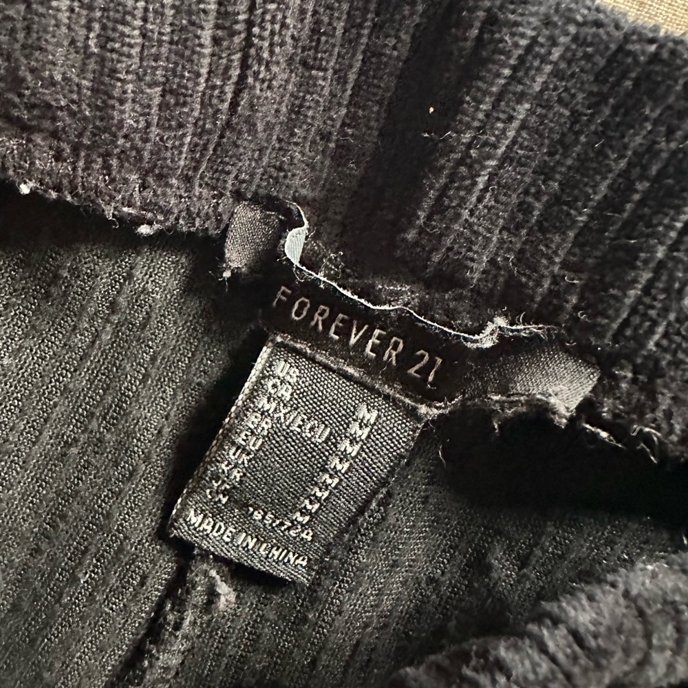 Forever 21 Black Ribbed Knit Pants - Picture 2 of 2